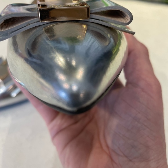 Cole Haan Silver Patent Leather size 9 - Picture 13 of 15